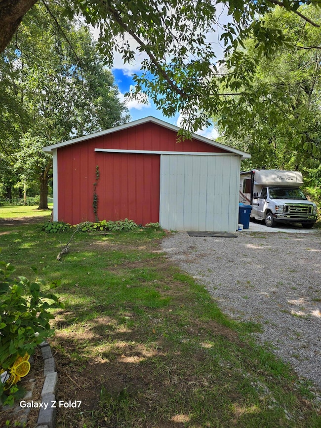 4539 W Saginaw Rd, Vassar, MI 48768 - photo 5