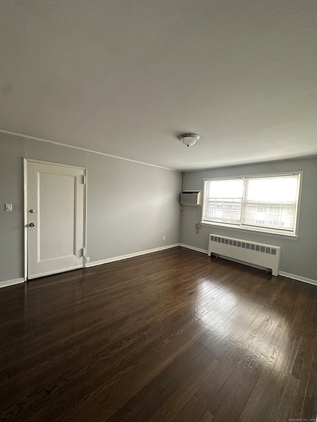 14 Hillcrest Ave unit 14 B, West Hartford, CT 06110 - photo 2