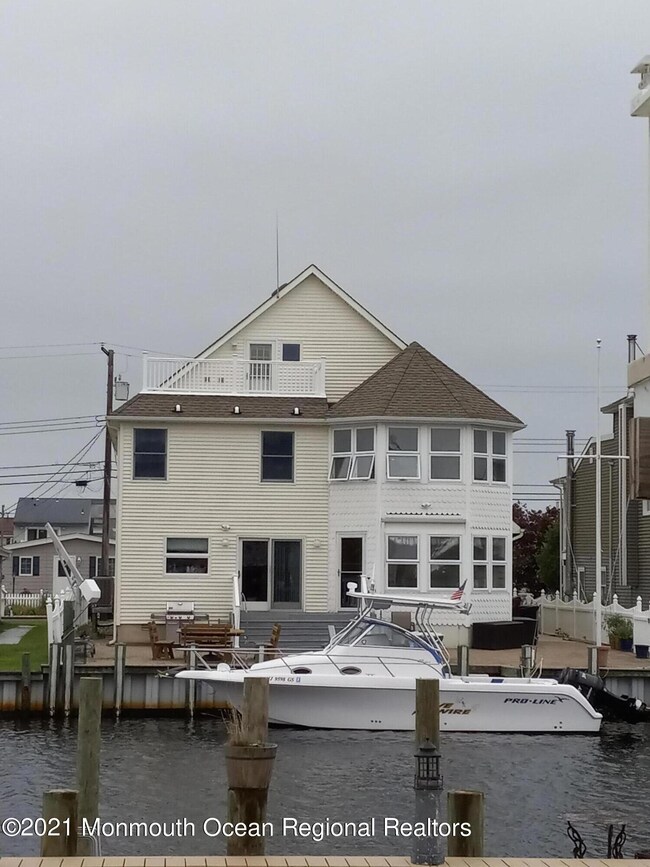 23 Carlyle Dr, Bayville, NJ 08721 - photo 2