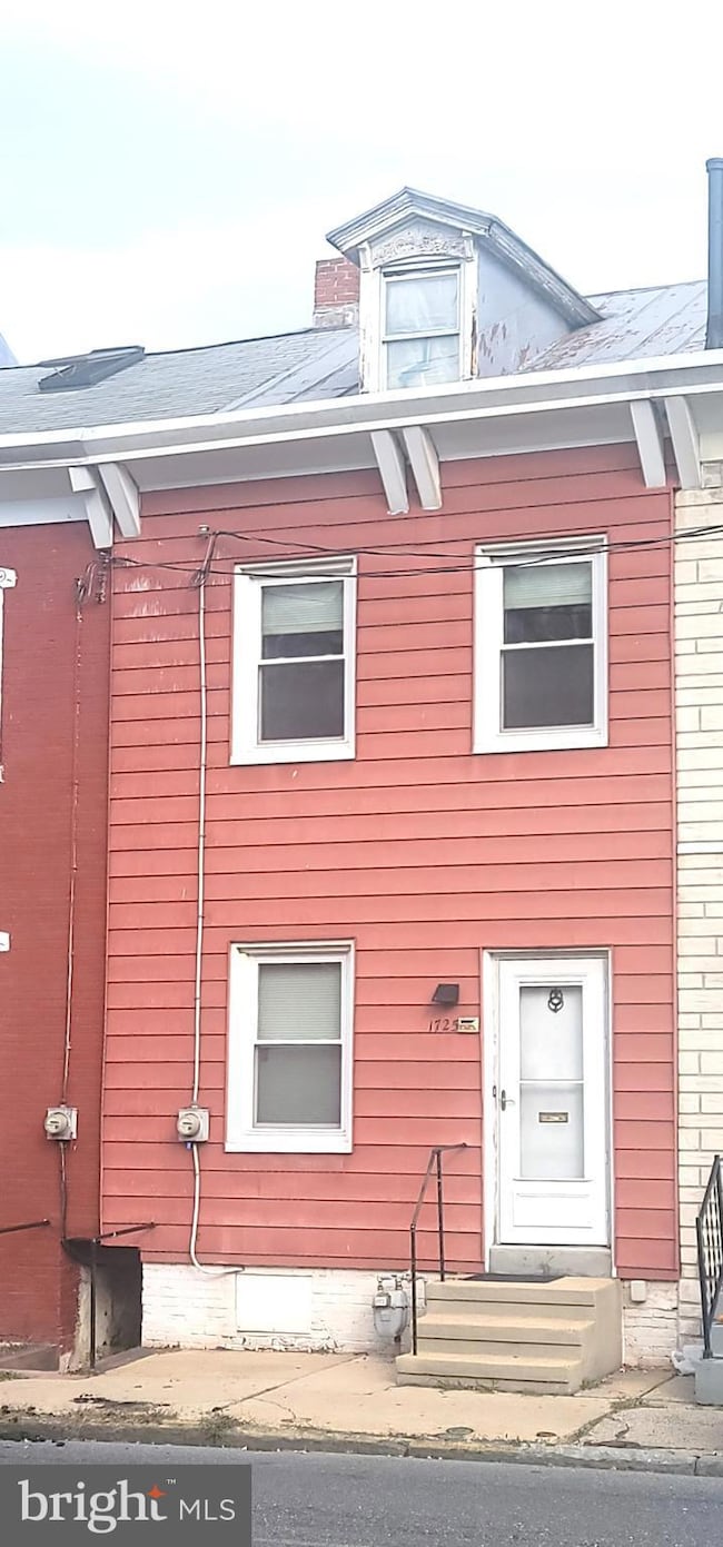 1725 Cotton St, Reading, PA 19606 - photo 2