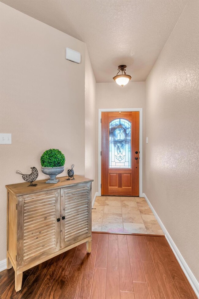 417 Green Meadow Dr, Boyd, TX 76023 - photo 5