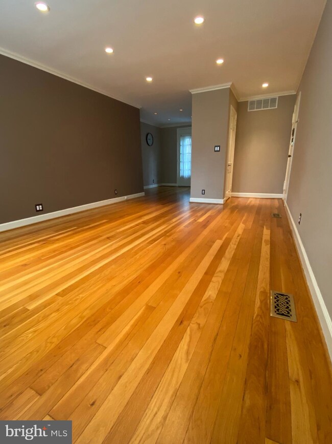 3014 S Abingdon St unit A1, Arlington, VA 22206 - photo 4