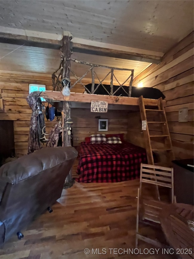 Inside of upper cabin