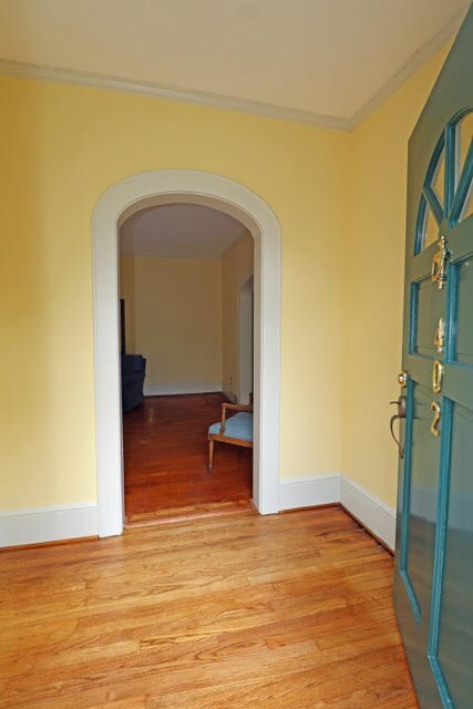 402 Valley Dr, Dalton, GA 30720 - photo 2