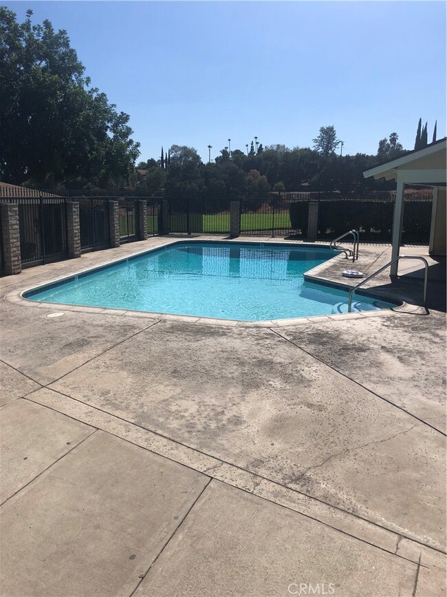 8649 Calle Del Prado, Rancho Cucamonga, CA 91730 - photo 5