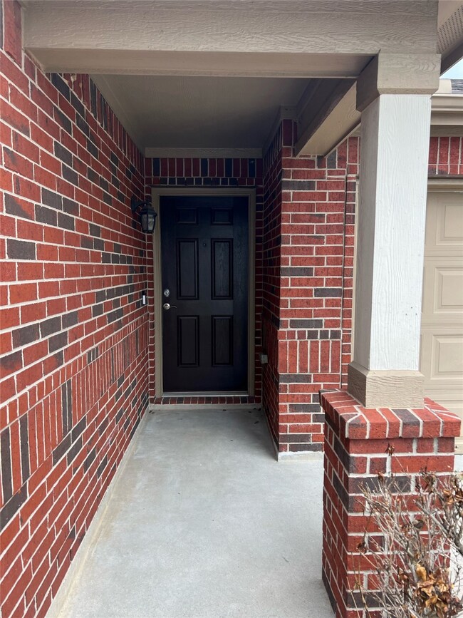 29302 Legends Smith Ln, Spring, TX 77386 - photo 2