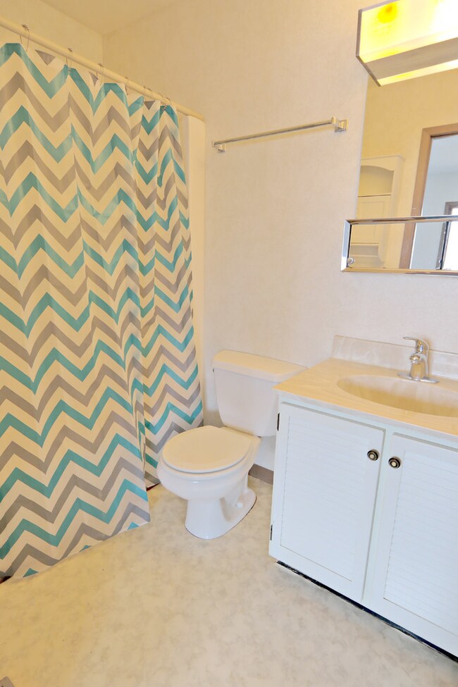 12005 Maple Ave, Hebron, IL 60034 - photo 5