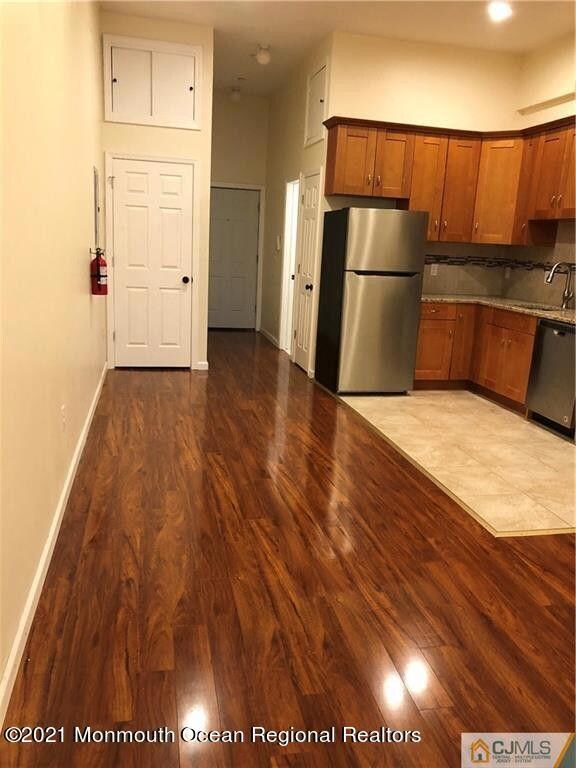 26 W Front St, Keyport, NJ 07735 - photo 2