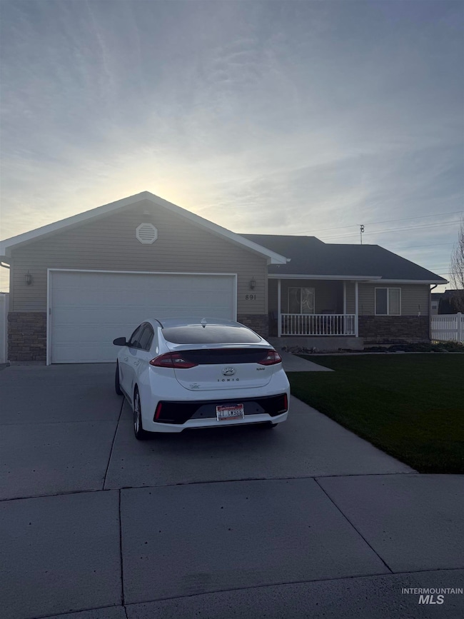 891 N Pointe Dr, Twin Falls, ID 83301 - photo 3