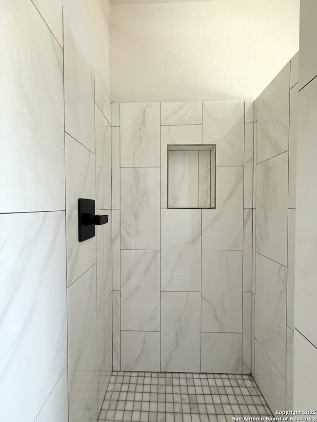 3274 Interstate 35 N unit 1, Natalia, TX 78059 - photo 7