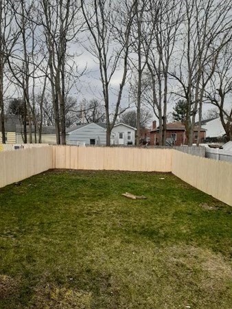 198 Middle St unit 200, Springfield, MA 01104 - photo 2