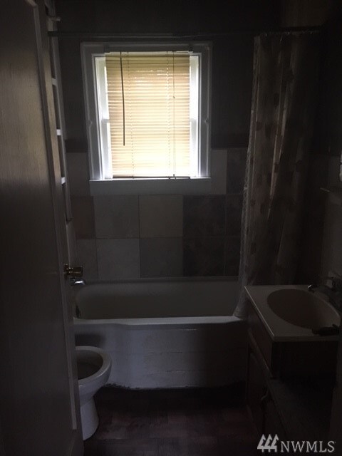 21 Sunnyside Rd, Raymond, WA 98577 - photo 6