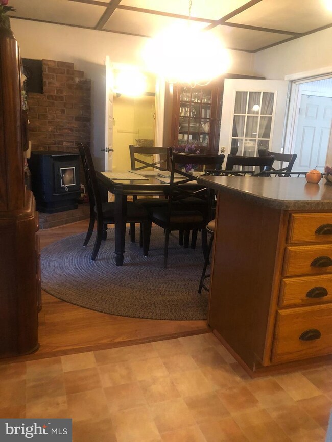 2204 Lodge Forest Dr, Sparrows Point, MD 21219 - photo 4