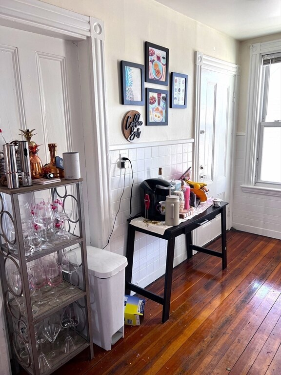 667 E 8th St unit 2, Boston, MA 02127 - photo 3