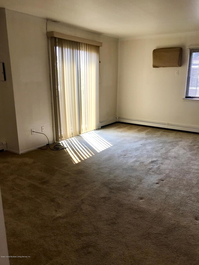 56 Lamped Loop, Staten Island, NY 10314 - photo 2