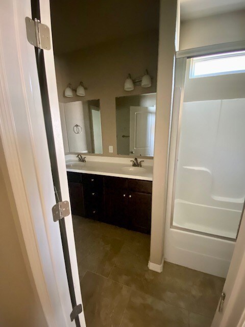 876 W Hughes St, Fayetteville, AR 72701 - photo 7