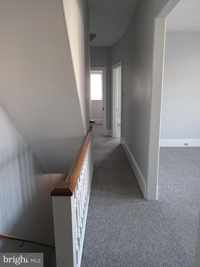 106 S Main St unit B, Perkasie, PA 18944 - photo 3