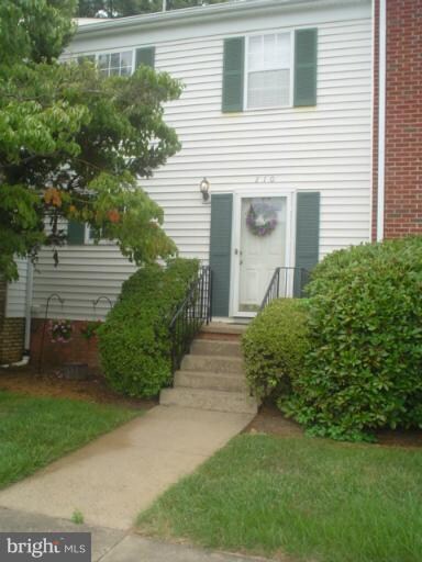 210 Fairfield Dr, Warrenton, VA 20186 - photo 7