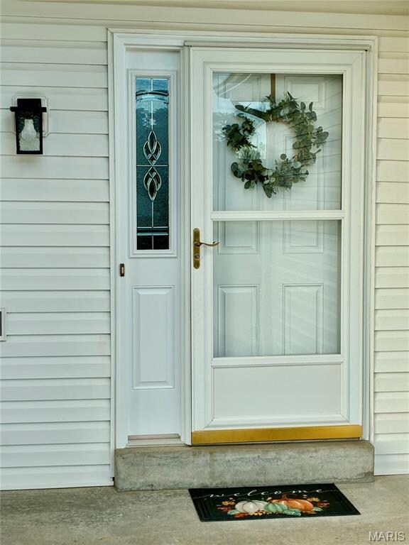 447 Briarwood Ln, Wentzville, MO 63385 - photo 3