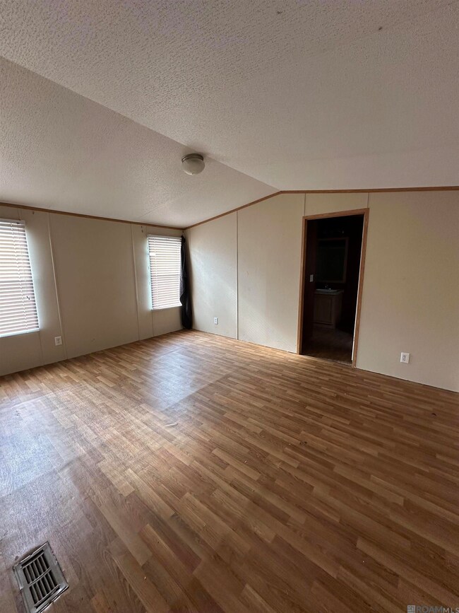 6803 Brou St, Mansura, LA 71350 - photo 4