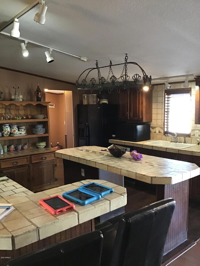 Spacious Kitchen