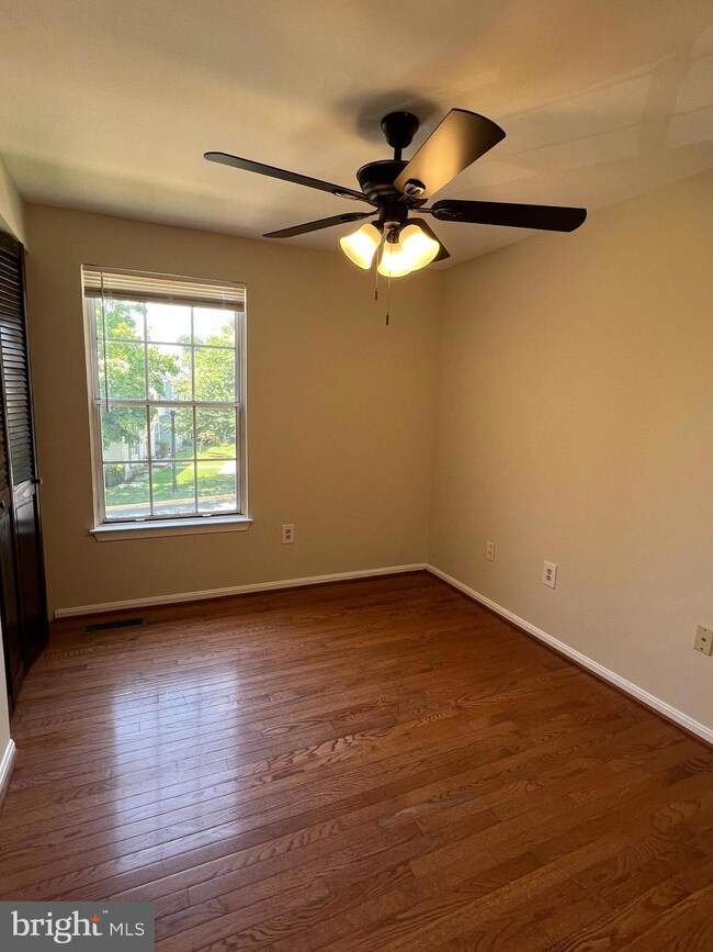 14929 Ladymeade Cir, Silver Spring, MD 20906 - photo 7