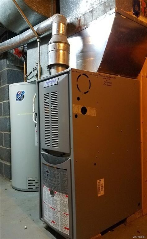 1596 Nash Rd, North Tonawanda, NY 14120 - photo 3