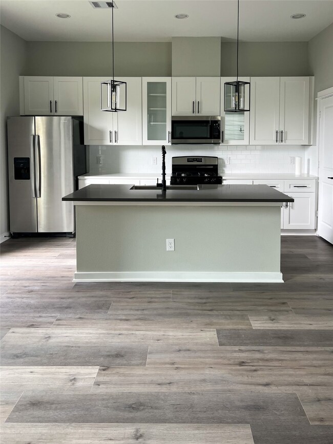 818 Berry Sage Ln, Houston, TX 77022 - photo 4