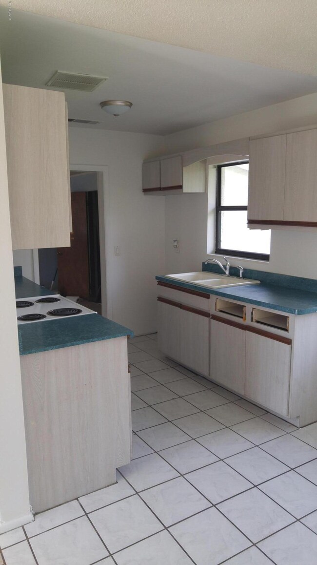 102 Polaris Kitchen