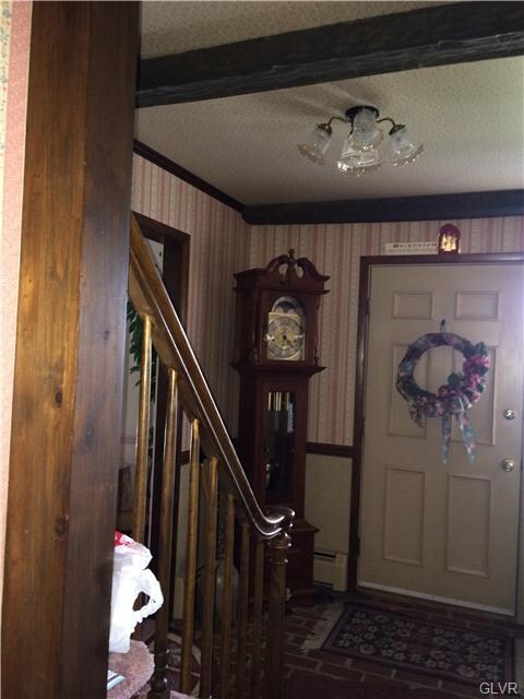 4360 Rose Dr, Emmaus, PA 18049 - photo 4