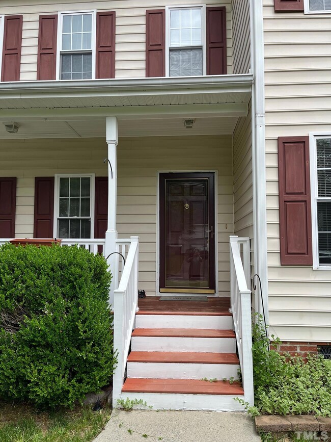 105 Chapel Valley Ln, Apex, NC 27502 - photo 4