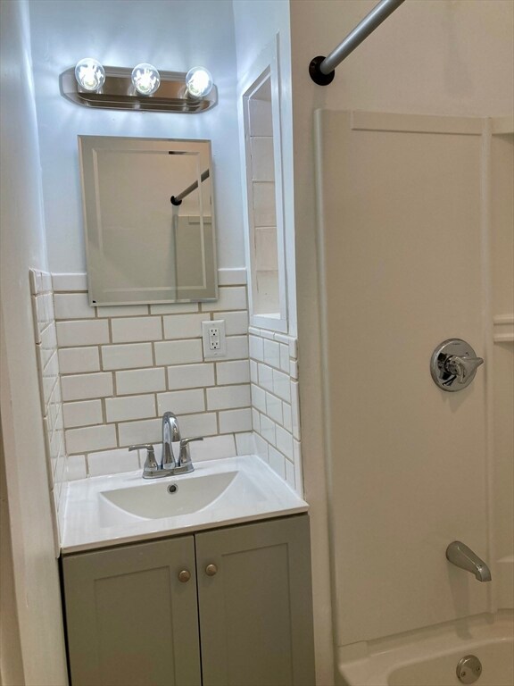 49 Linden St unit 2, Fall River, MA 02720 - photo 7