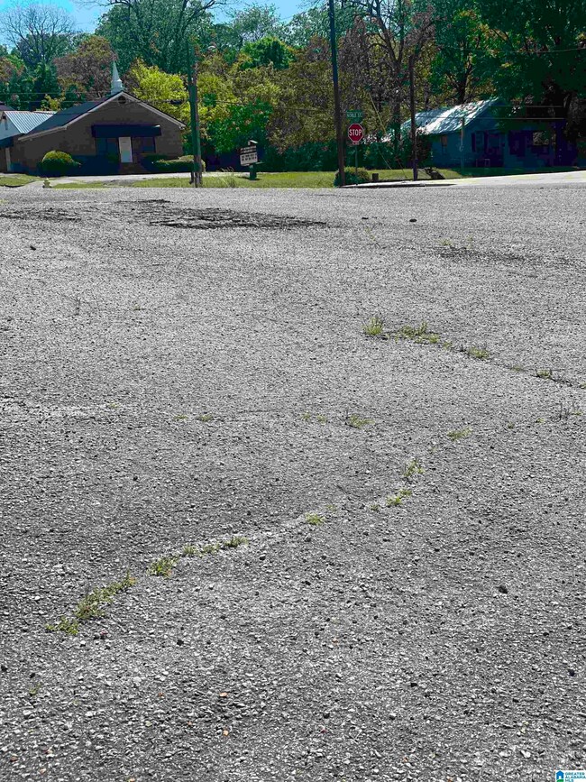 2420 Noble St unit 5 & 6, Anniston, AL 36201 - photo 7