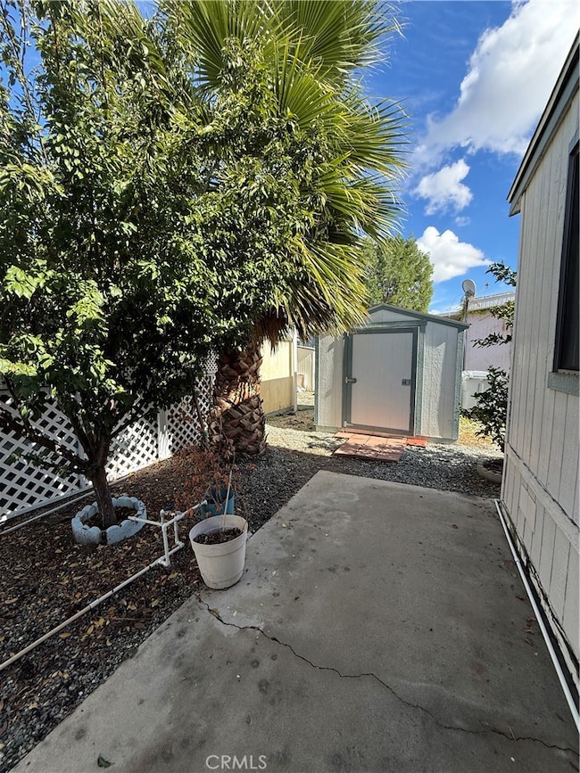 530 W Devonshire Ave unit 36, Hemet, CA 92543 - photo 4