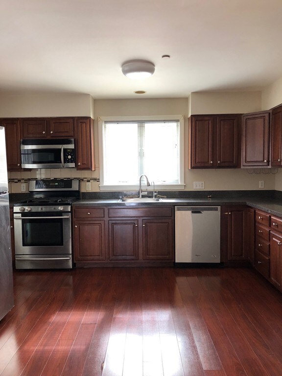 18 Brinton St unit 2, Roxbury, MA 02119 - photo 6