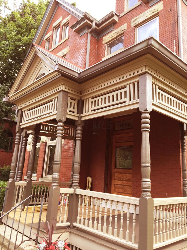 1029 Bryden Rd, Columbus, OH 43205 - photo 4