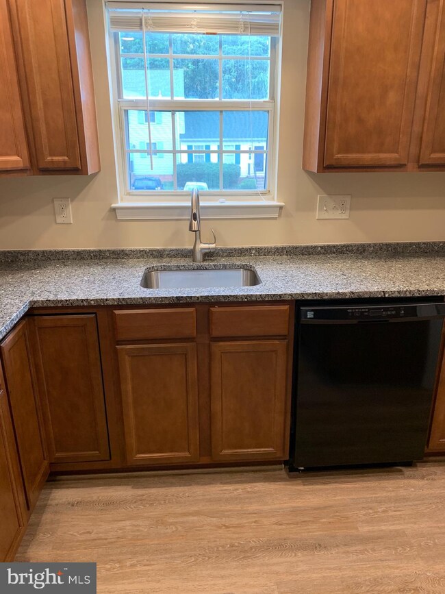 169C Fairfield Dr, Warrenton, VA 20186 - photo 3