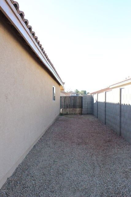 11857 W Edgemont Ave, Avondale, AZ 85392 - photo 5
