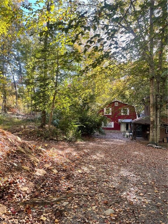 1042 Foggy Mountain Rd, Asheboro, NC 27205 - photo 5