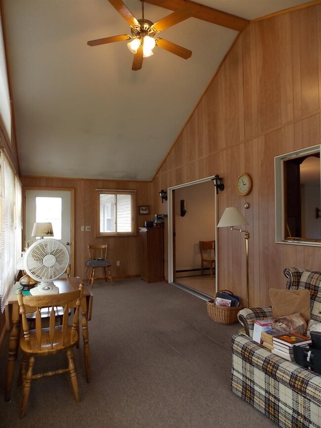 431 Cross Ave, Saint Johnsbury, VT 05819 - photo 6