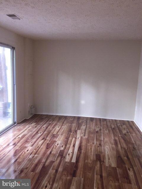 8038 Steeple Chase Ct, Springfield, VA 22153 - photo 5