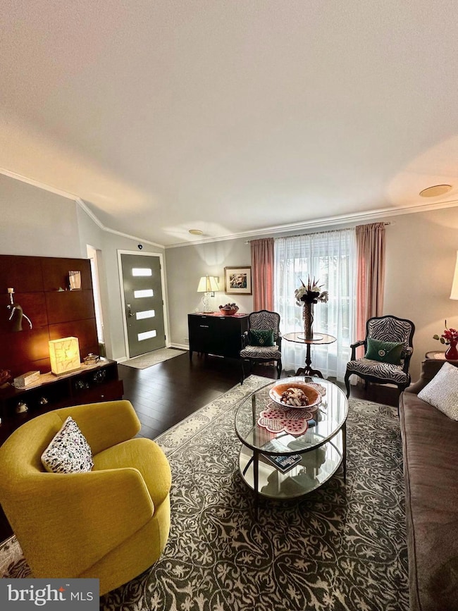 325 Raspberry Ct, New Hope, PA 18938 - photo 2