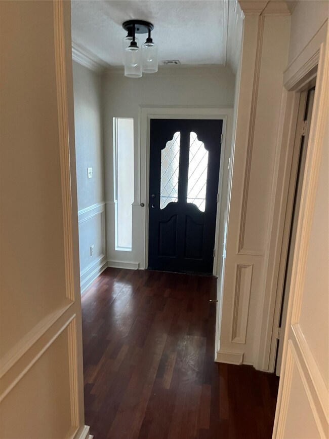 Foyer Entry