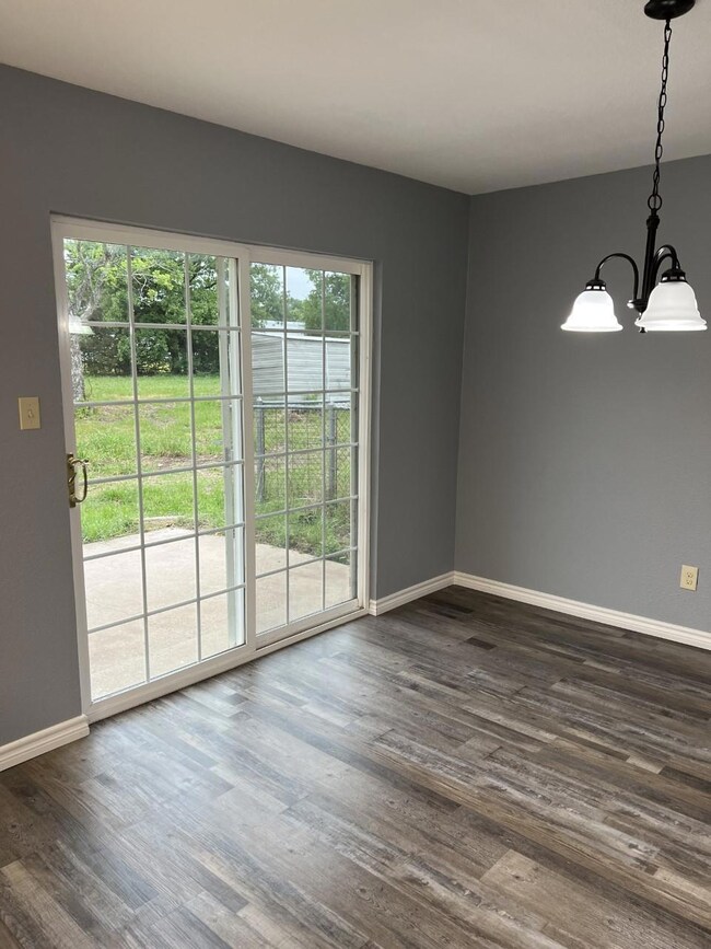 4600 Buffalo Ln, Joshua, TX 76058 - photo 5