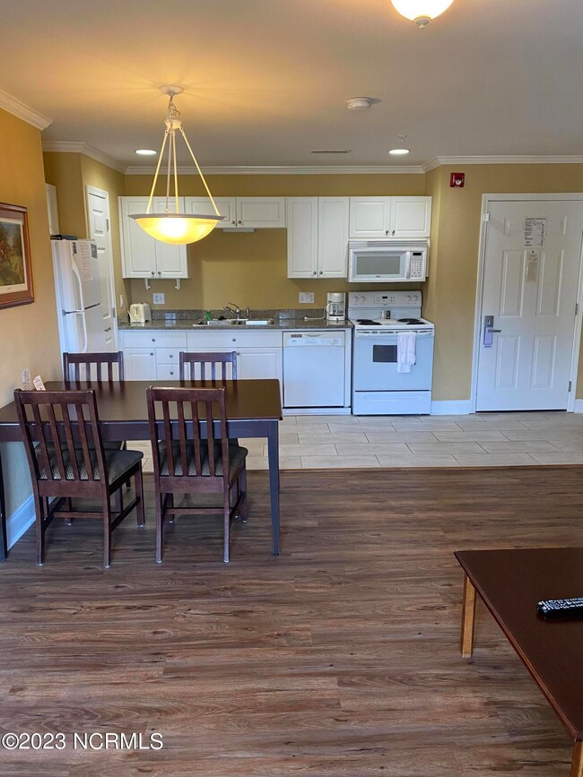 D102 kitchen