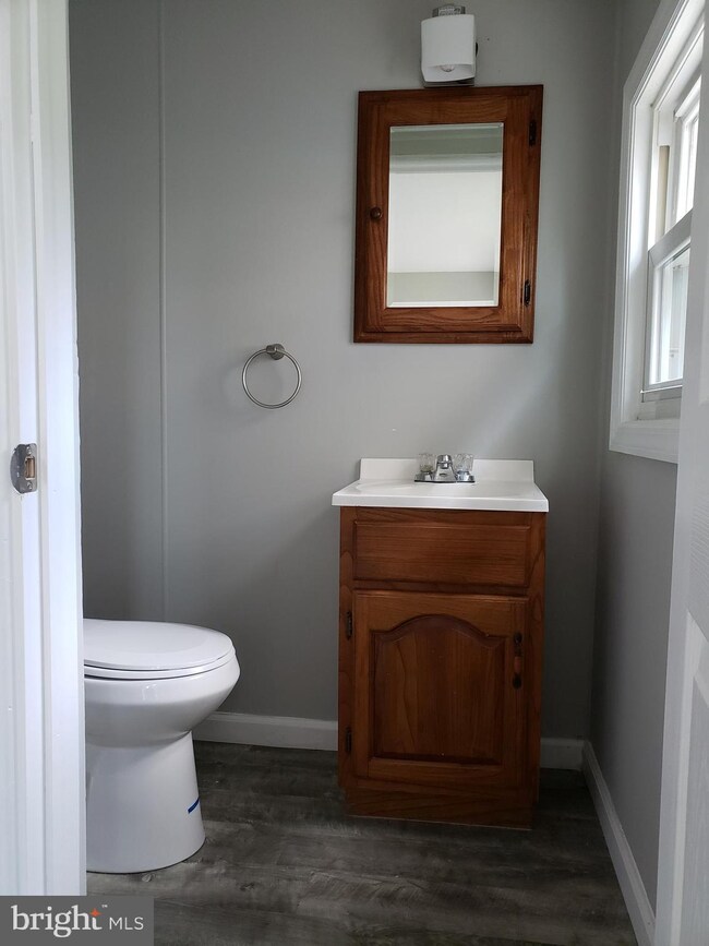 40 Walnut Ave, Lindenwold, NJ 08021 - photo 4