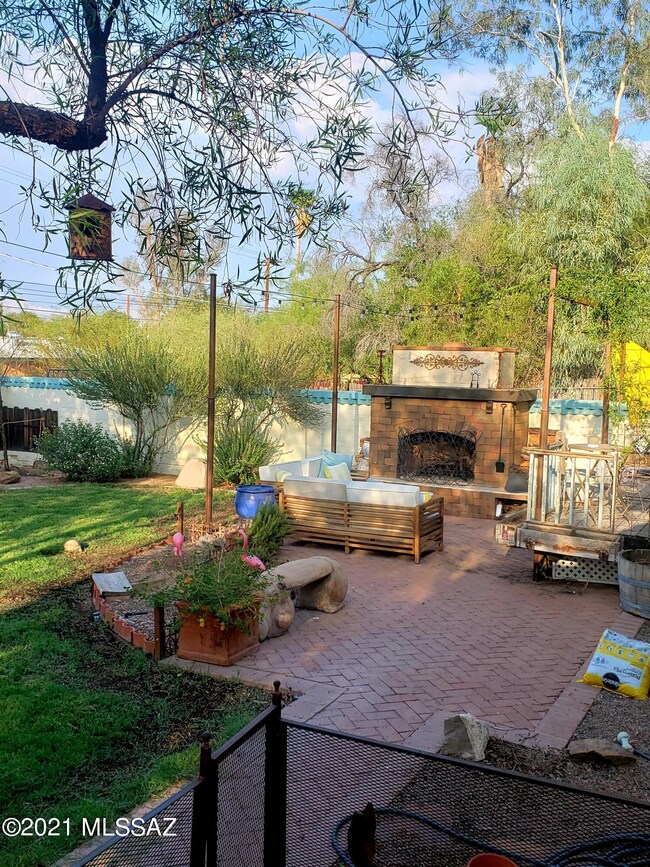 2817 E Helen St, Tucson, AZ 85716 - photo 4