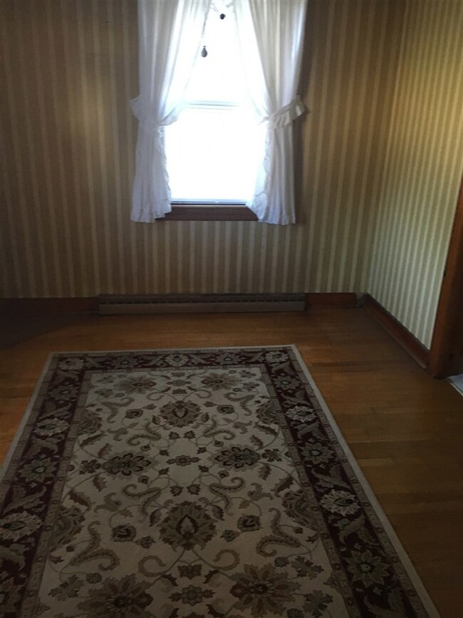 1341 Mt Torrey Rd, Lyndhurst, VA 22952 - photo 4