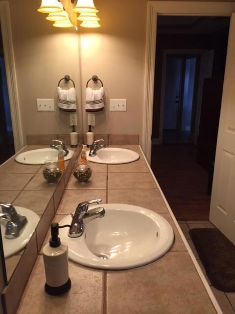 Master bath 1