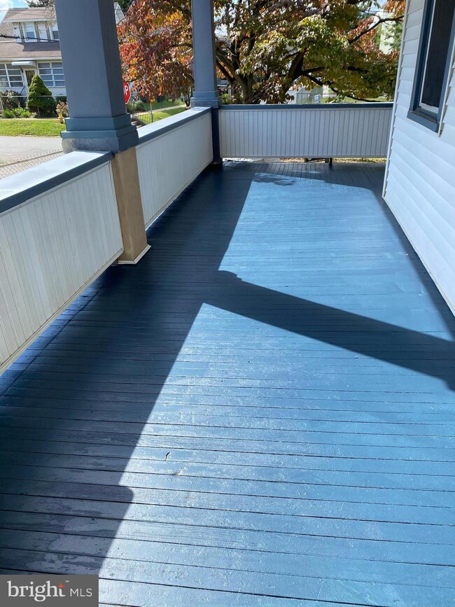 218 S Dupont Rd, Newport, DE 19804 - photo 4